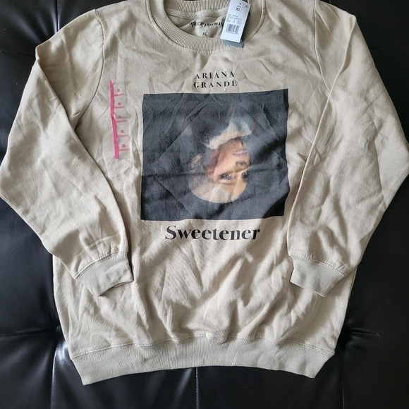 Ariana Grande Sweetner  Sweatshirt - Picture 5 of 7